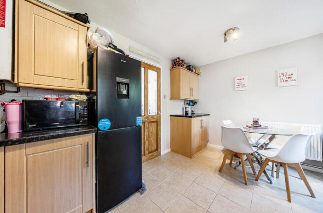2 bed Semi-Detached for sale Image 6