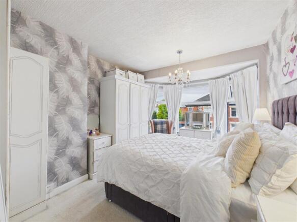 3 bed Terraced for sale Image 8