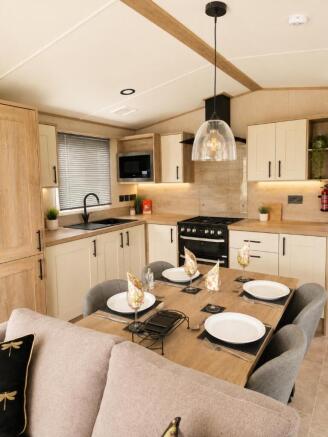 2 bed Park Home for sale Image 5
