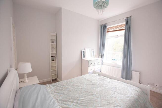 2 bed Terraced for sale Image 8