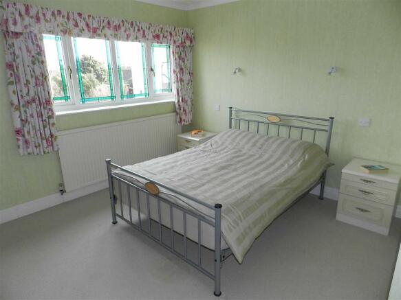 BEDROOM ONE ALTERNAT