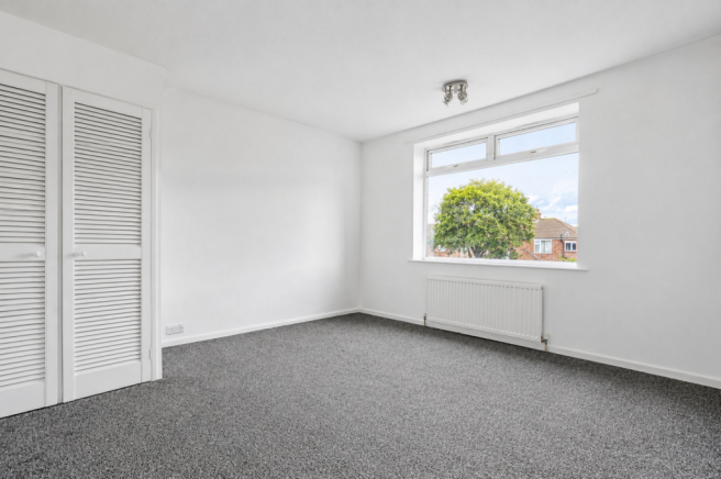 3 bed Semi-Detached to rent Image 8