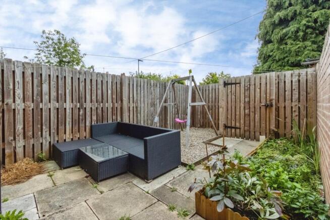 4 bed Terraced for sale Image 4