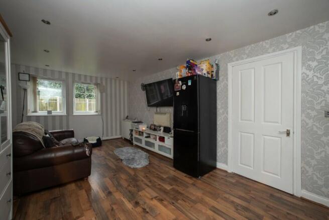4 bed Block of Apartments for sale Image 5
