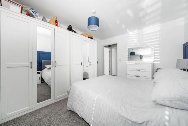 Bedroom (2)
