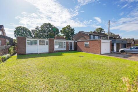 Houghton Avenue, Hempstead