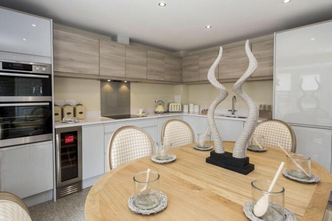 Kitchen/Dining