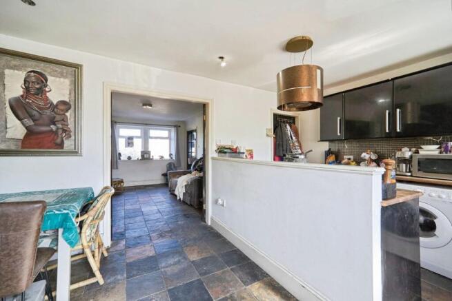 3 bed Terraced for sale Image 7
