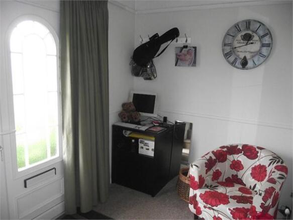 Photo 5
