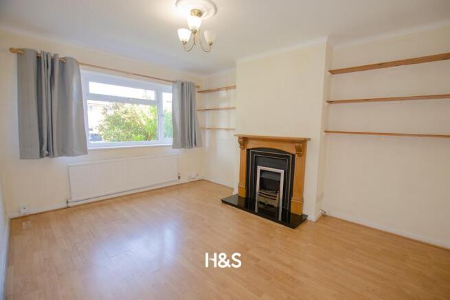 25 Mockley Wood - Loungw.jpg