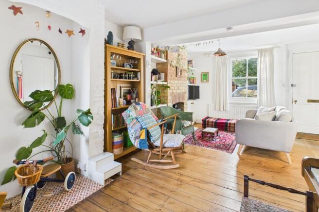 CAM02545G0-PR0544-STILL005