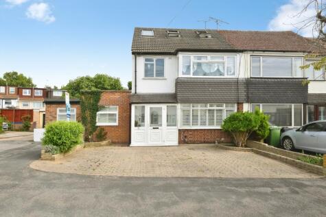 Varney Close, Waltham Cross, EN7