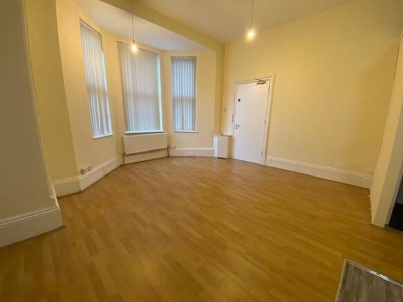 Strensham rd 38 flat 2 studio 3.jpg
