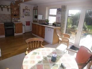 Breakfast Kitchen Rm