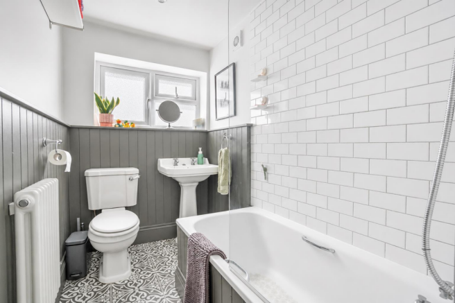 3 bed Terraced for sale Image 10