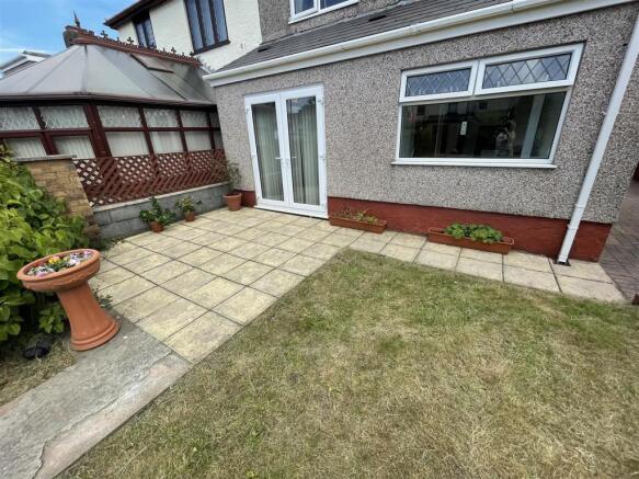 View of rear patio area