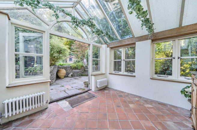 1360455-22-68dbd9...