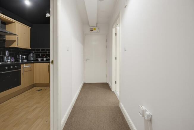 2 bed Apartment for sale Image 10