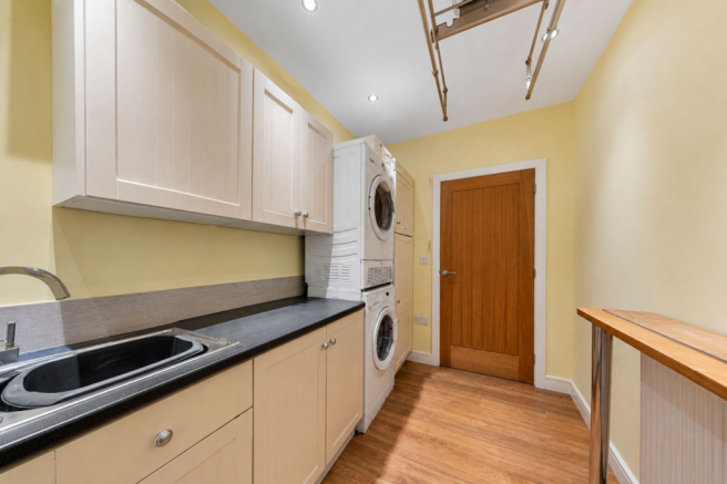 3 bed Detached Bungalow for sale Image 6