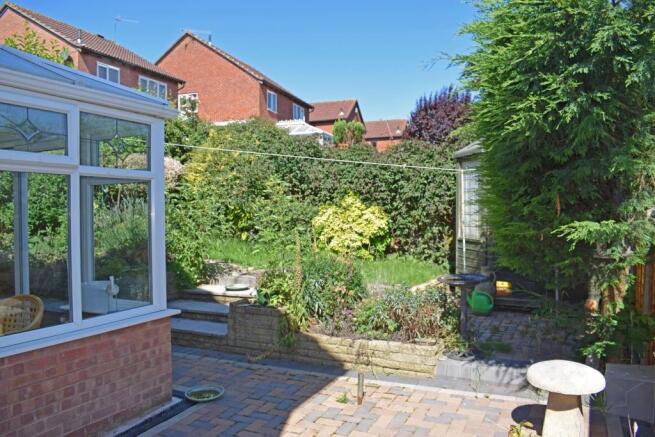 21 Tollhouse Road, garden 1.jpg