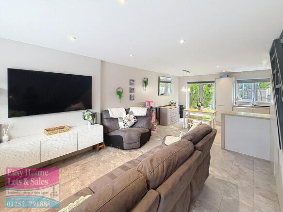Open Plan Living/...