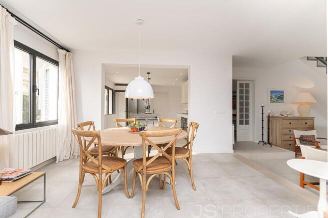 Exclusive Move-In Ready Villa Just Steps from the Sea in Llenaire
