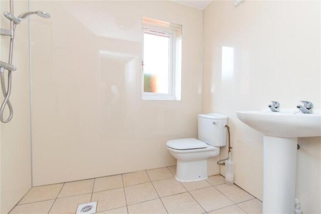 Wet Shower Room