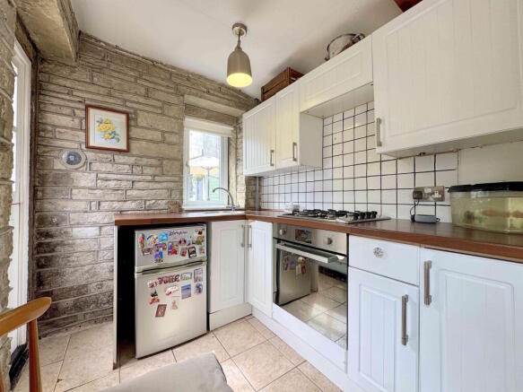 2 bed Cottage for sale Image 8