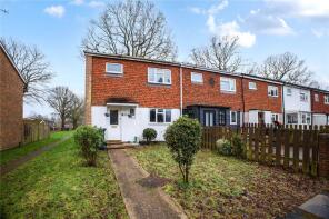 17, Copse Side, Farncombe, Godalming GU7 3RU