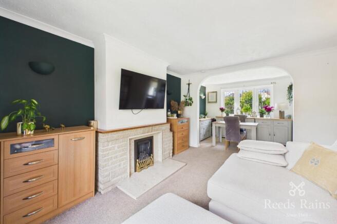2 bed Semi-Detached for sale Image 4
