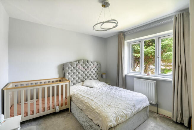 4 bed Semi-Detached for sale Image 12