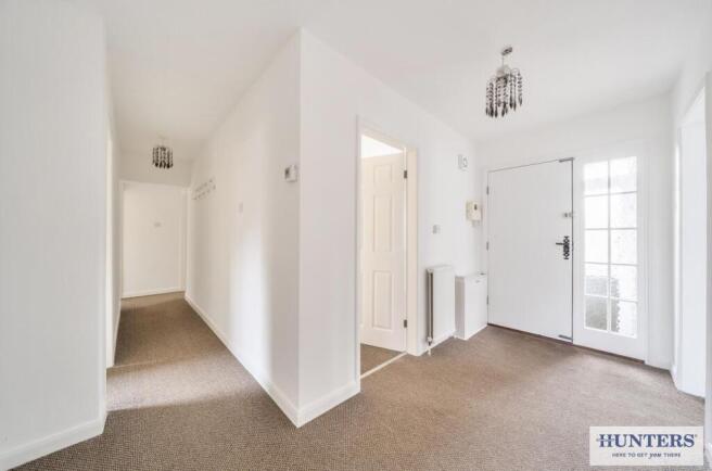 4 bed Detached Bungalow for sale Image 10