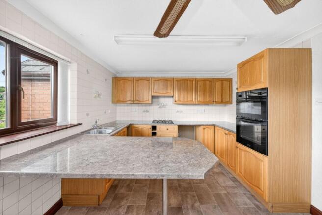 2 bed Detached Bungalow for sale Image 10
