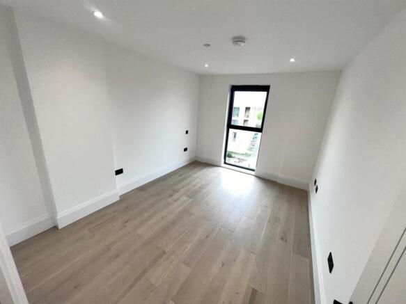 WhatsApp Image 2025-08-11 at 15.14.05_34e7603f.jpg