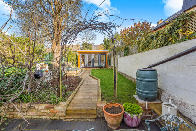 52 Acre End Street-3