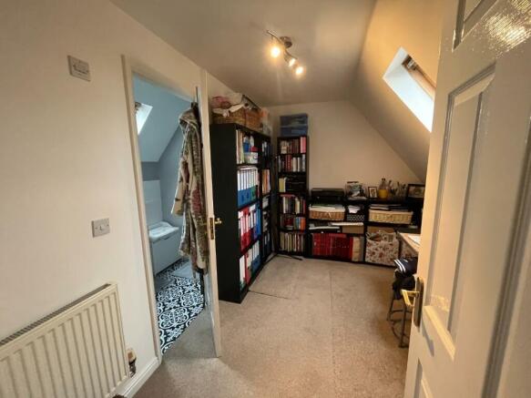 Photo 8