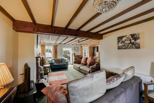 Main House Lounge