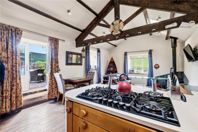 1 bed Detached for sale Image 10
