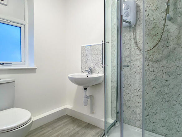 1 bed Apartment to rent Image 4