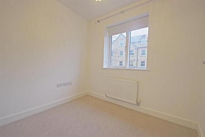 Bedroom 1.jpg