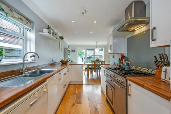 Kitchen/Breakfast Room