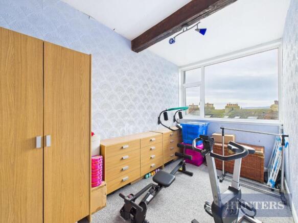 2 bed Flat for sale Image 11