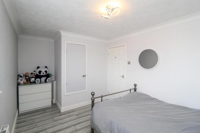 2 bed House for sale Image 11