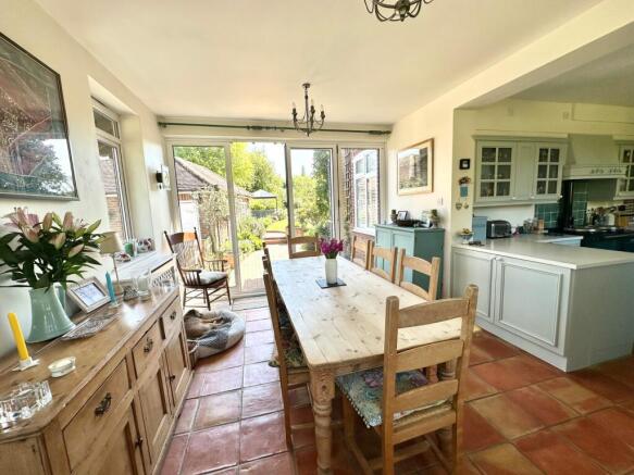 Church Street, Bovingdon, HP3 photo 4