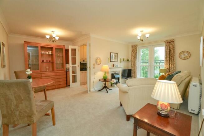 Dining Lounge