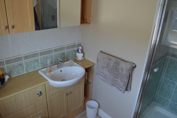 en-suite shower room