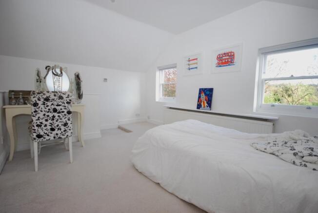Bedroom 1a
