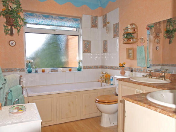 Photo 13