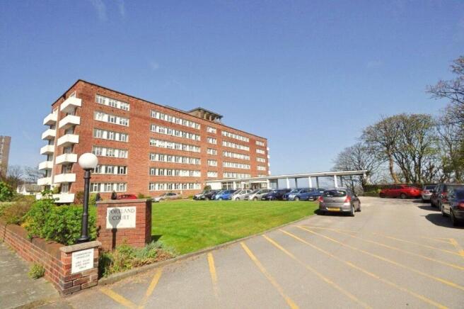 2-bed flat on Portland Court, Wellington Road, £127,500