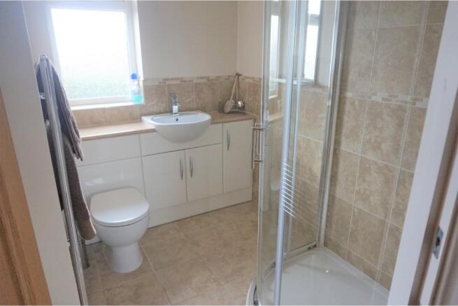Master En-suite